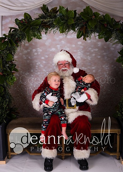 Santa 2019 liz.studiop3@gmail.com