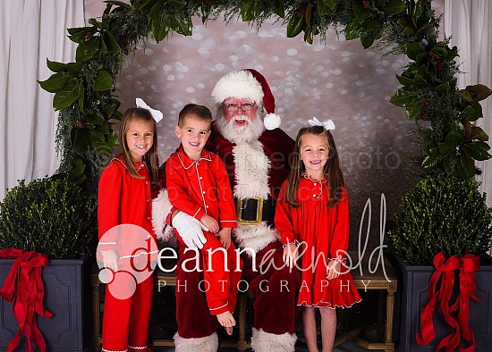 Santa 2019 megangcolvin@yahoo.com